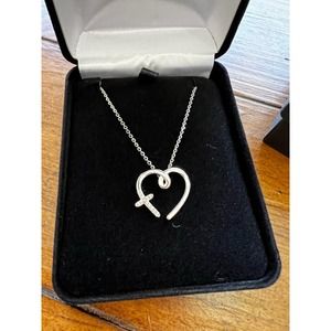 Kay Jewelers Hallmark Diamond Heart Necklace